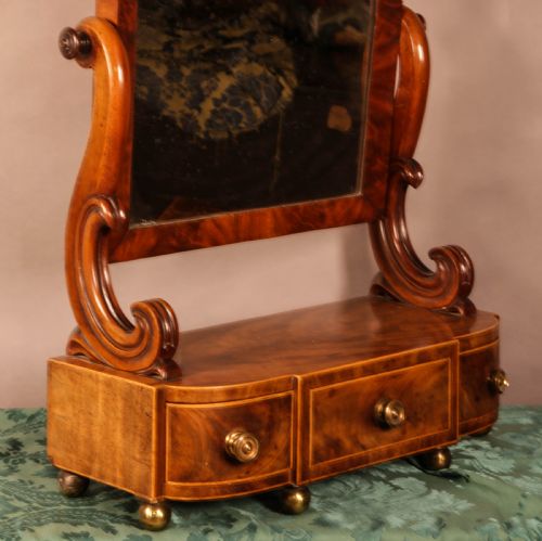 AN EARLY VICTORIAN DRESSING MIRROR - ADDITIONAL PHOTO 1