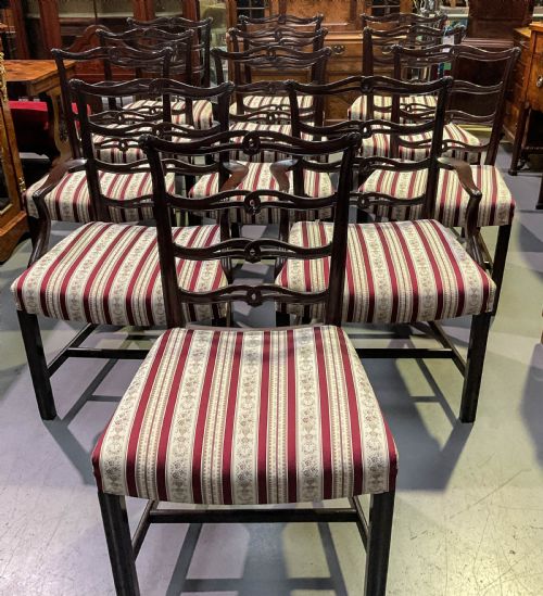 A SET OF 12 RIBBON BACK DINING CHAIRS MAHOGANY - ADDITIONAL PHOTO 3