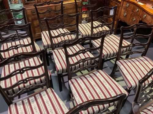 A SET OF 12 RIBBON BACK DINING CHAIRS MAHOGANY - ADDITIONAL PHOTO 6