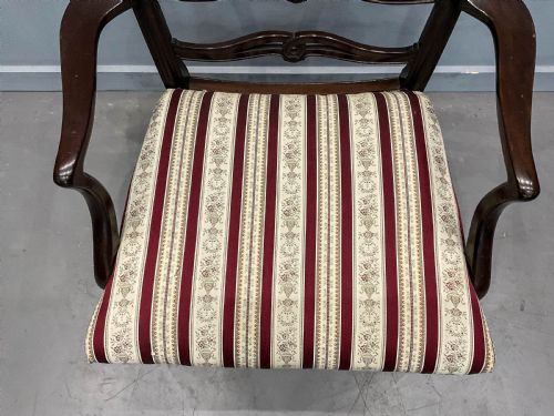 A SET OF 12 RIBBON BACK DINING CHAIRS MAHOGANY - ADDITIONAL PHOTO 11