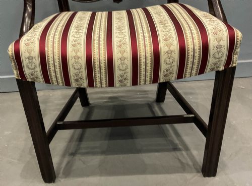 A SET OF 12 RIBBON BACK DINING CHAIRS MAHOGANY - ADDITIONAL PHOTO 12