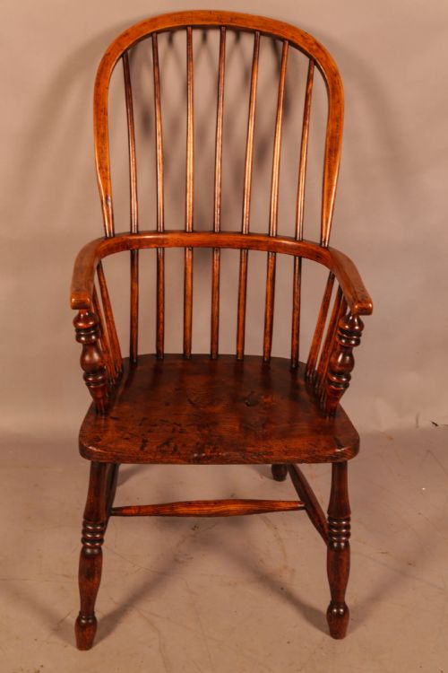 A HIGH BACK WINDSOR CHAIR IN ASH AND ELM - ADDITIONAL PHOTO 1