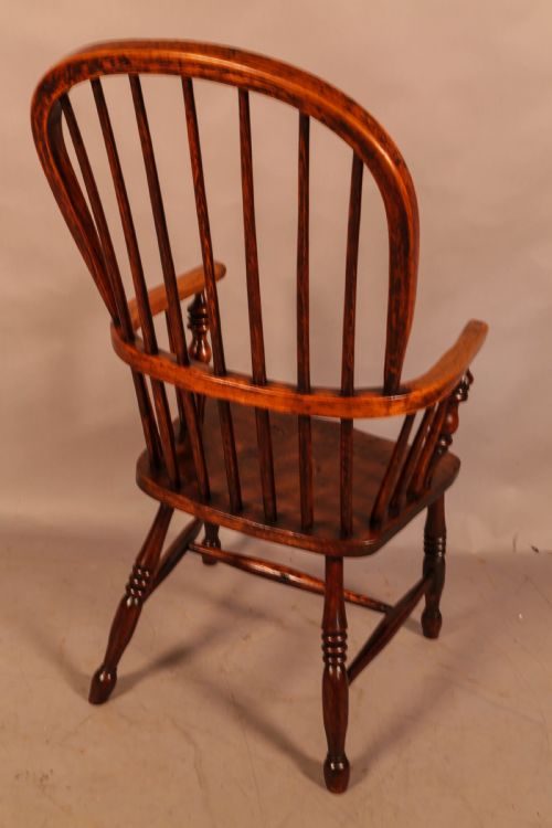 A HIGH BACK WINDSOR CHAIR IN ASH AND ELM - ADDITIONAL PHOTO 2