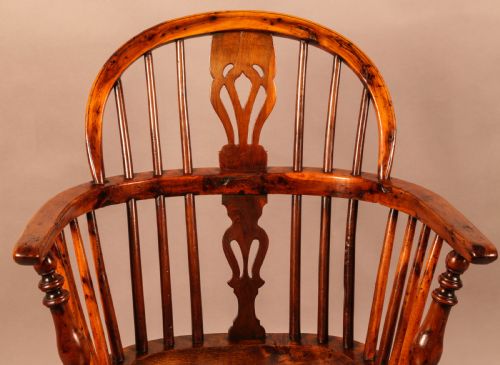 A GOOD YEW WOOD LOW BACK WINDSOR CHAIR ROCKLEY MAKER - ADDITIONAL PHOTO 5