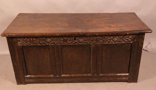 17th century blanket box - CATEGORY: ANTIQUE CHESTS - DATED 17TH CENTURY