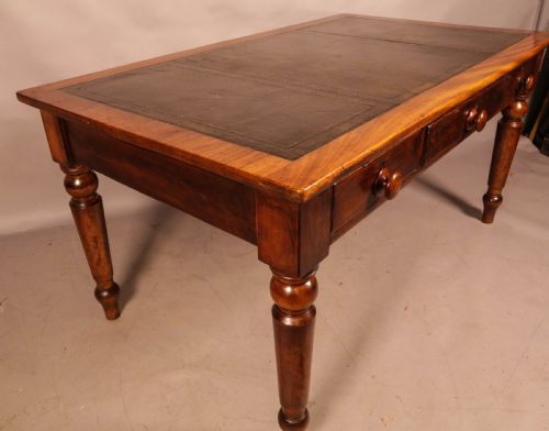 A VICTORIAN LIBRARY TABLE IN MAHOGANY AND PINE - ADDITIONAL PHOTO 10