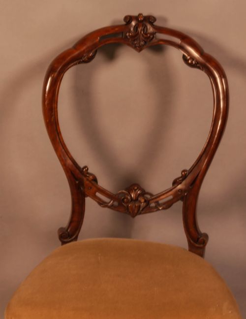 A SET OF 6 VICTORIAN SOLID WALNUT DINING CHAIRS - ADDITIONAL PHOTO 9
