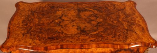 A GOOD CARD TABLE IN FIGURED BURR WALNUT - ADDITIONAL PHOTO 4