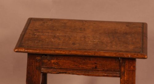 A 17TH CENTURY JOINTS STOOL - ADDITIONAL PHOTO 1