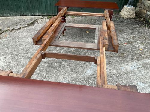 A FINE EARLY VICTORIAN EXTENDING DINING TABLE MAHOGANY SEAT 1214 - ADDITIONAL PHOTO 8