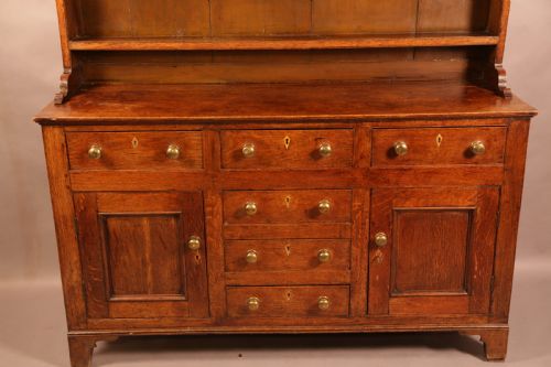 A GOOD EARLY 19TH C WELSH DRESSER - ADDITIONAL PHOTO 1