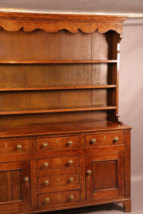 A GOOD EARLY 19TH C WELSH DRESSER - ADDITIONAL PHOTO 5