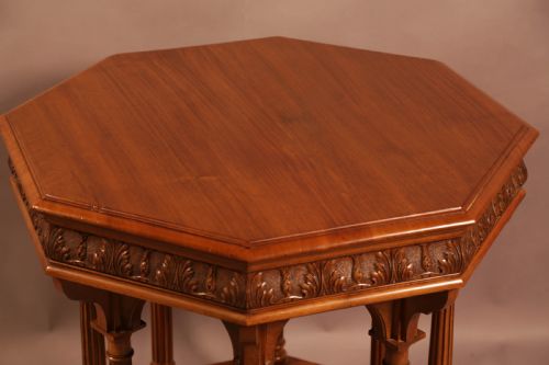 A SUPERB ARTS AND CRAFTS CENTRE TABLE IN WALNUT - ADDITIONAL PHOTO 1