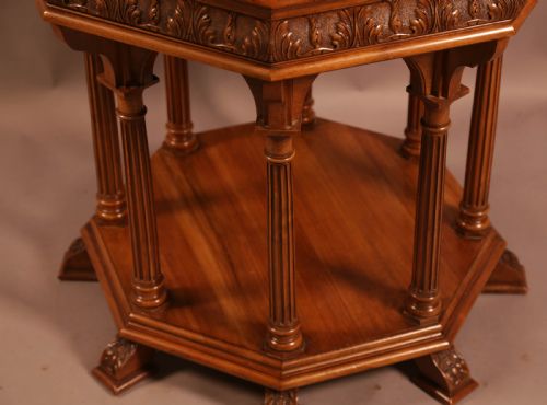 A SUPERB ARTS AND CRAFTS CENTRE TABLE IN WALNUT - ADDITIONAL PHOTO 2