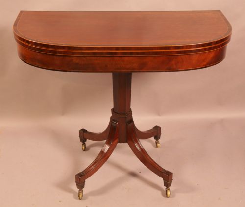A SUPER QUALITY REGENCY GAMES TABLE - ADDITIONAL PHOTO 2