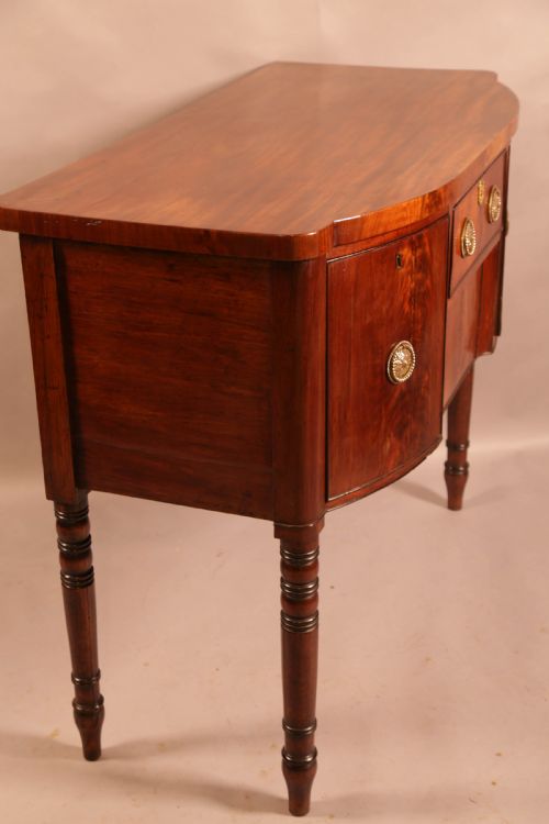 A SMALL GEORGIAN SERVING SIDEBOARD MAHOGANY - ADDITIONAL PHOTO 1