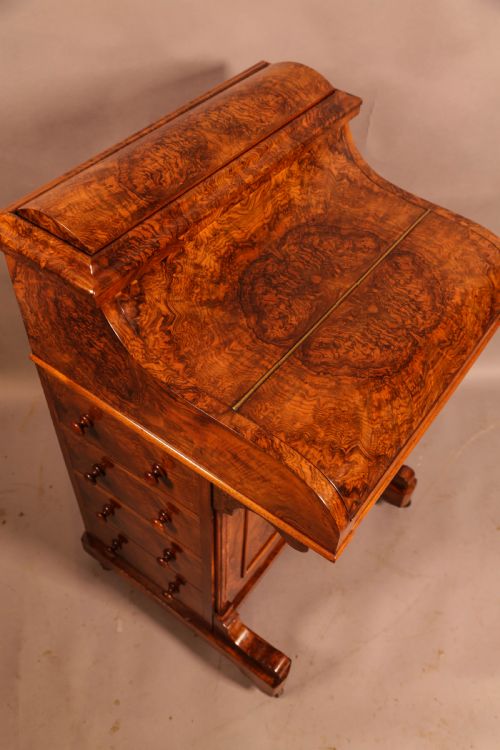 A SUPER JACK IN A BOX DAVENPORT DESK - ADDITIONAL PHOTO 14