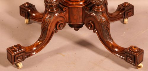 A SUPERB VICTORIAN BURR WALNUT GAMES TABLE - ADDITIONAL PHOTO 8