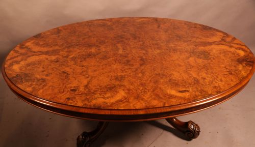 a victorian burr walnut coffee table - CATEGORY: ANTIQUE TABLES - DATED VICTORIAN
