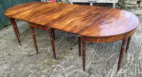 A GEORGIAN D END DINING TABLE IN MAHOGANY - ADDITIONAL PHOTO 8