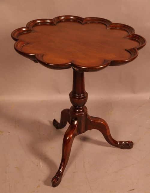 georgian tripod supper table mahogany carved foot - CATEGORY: ANTIQUE TABLES - DATED 18TH CENTURY