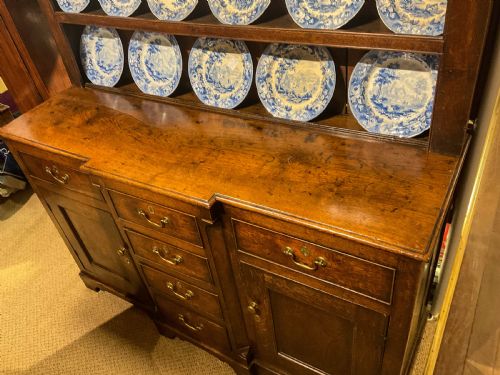 8TH CENTURY GEORGIAN OAK DRESSER GOOD PATINA - ADDITIONAL PHOTO 3
