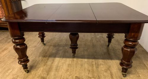 A VERY LARGE VICTORIAN EXTENDING DINING TABLE IN MAHOGANY SEAT 1214 - ADDITIONAL PHOTO 15