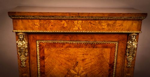 A SUPER QUALITY BURR WALNUT PIER CABINET C 1850 - ADDITIONAL PHOTO 2