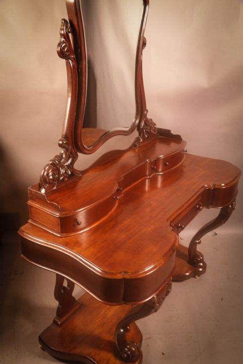 A VICTORIAN DUCHESS DRESSING TABLE IN MAHOGANY - ADDITIONAL PHOTO 9