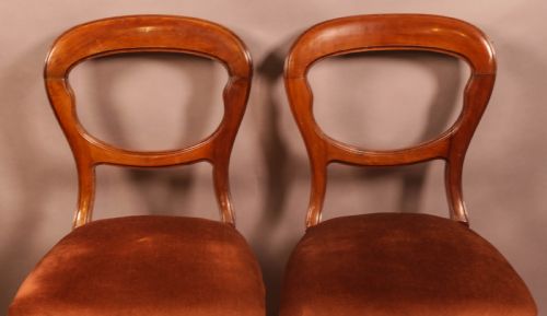 A RARE SET OF 8 VICTORIAN DINING CHAIRS 2 CARVERS - ADDITIONAL PHOTO 4