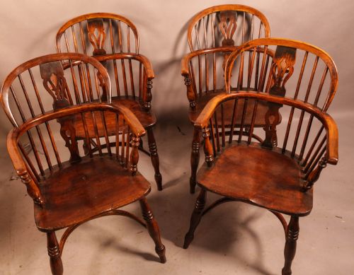 a harlequin set of 4 ash and elm windsor chairs - CATEGORY: ANTIQUE CHAIRS - DATED 19TH CENTURY
