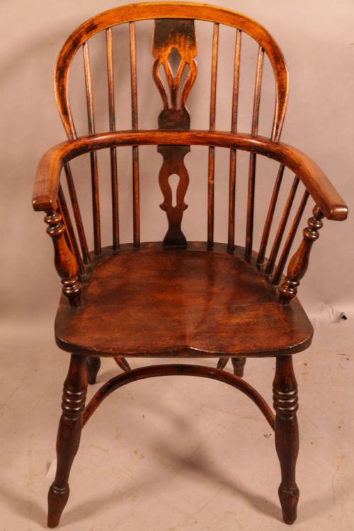 A HARLEQUIN SET OF 4 ASH AND ELM WINDSOR CHAIRS - ADDITIONAL PHOTO 11