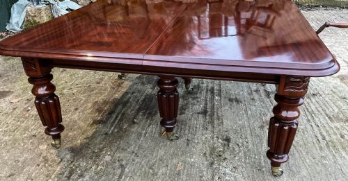A SUPERB EARLY VICTORIAN WIND OUT EXTENDING DINING TABLE MAHOGANY - ADDITIONAL PHOTO 12