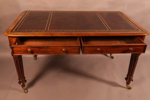 A VICTORIAN MAHOGANY LIBRARY TABLE 2 DRAWERS LEATHER TOP - ADDITIONAL PHOTO 1