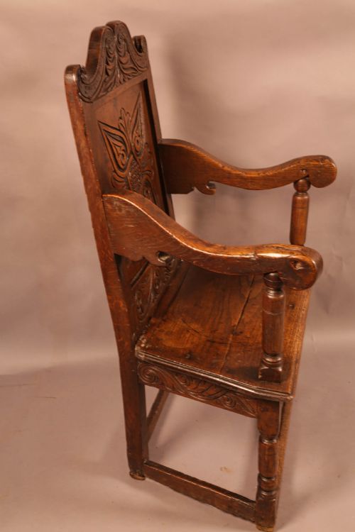 A GOOD 17TH CENTURY WAINSCOT CHAIR IN OAK - ADDITIONAL PHOTO 1