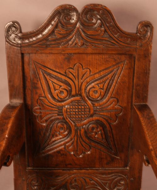 A GOOD 17TH CENTURY WAINSCOT CHAIR IN OAK - ADDITIONAL PHOTO 9
