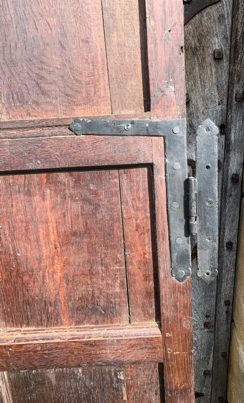 A 17TH CENTURY INTERNAL OAK DOOR YORK MINSTER - ADDITIONAL PHOTO 1