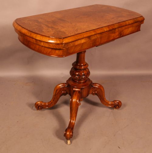 A GOOD VICTORIAN GAMES TABLE BURR WALNUT - ADDITIONAL PHOTO 1