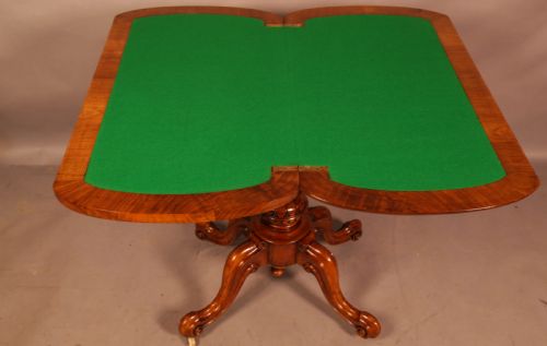 A GOOD VICTORIAN GAMES TABLE BURR WALNUT - ADDITIONAL PHOTO 10