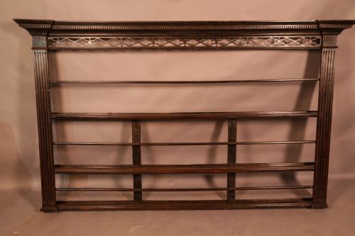 a large georgian oak plate rack - CATEGORY: ANTIQUE FURNITURE - DATED 18TH CENTURY