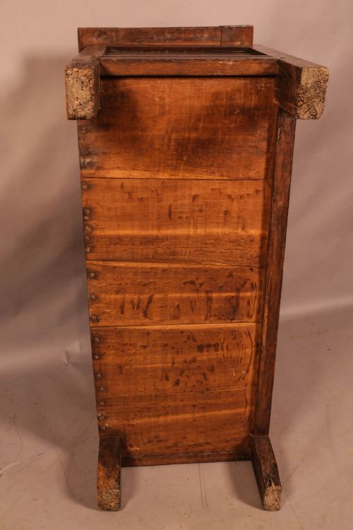 A 17TH CENTURY OAK BLANKET BOX - ADDITIONAL PHOTO 8