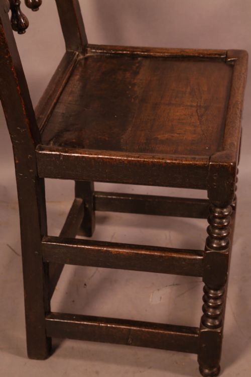 AN IMPRESSIVE 17TH CENTURY BACK STOOL - ADDITIONAL PHOTO 2