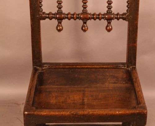 AN IMPRESSIVE 17TH CENTURY BACK STOOL - ADDITIONAL PHOTO 5