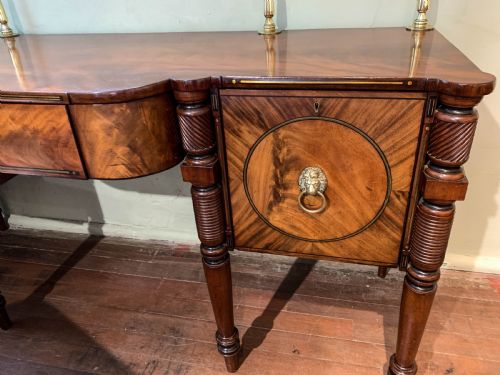 A SUPERB GEORGIAN SERVING SIDEBOARD - ADDITIONAL PHOTO 1
