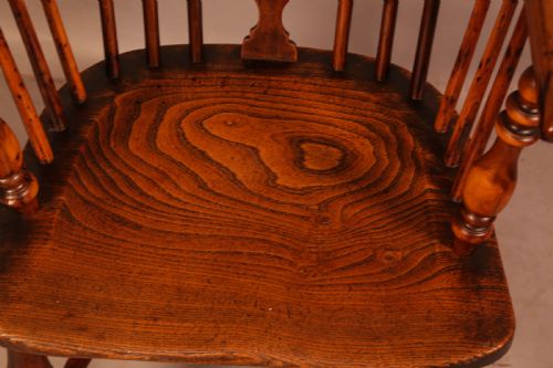 A GOOD YEW WOOD WINDSOR CHAIR ROCKLEY MADE - ADDITIONAL PHOTO 8