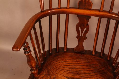 A GOOD YEW WOOD LOW BACK WINDSOR CHAIR ROCKLEY - ADDITIONAL PHOTO 8