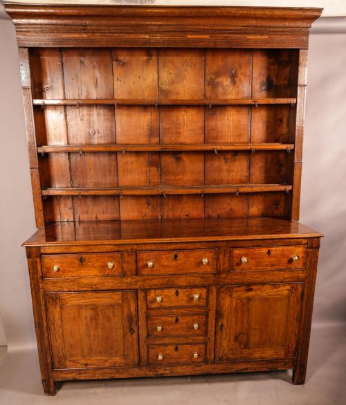 a good georgian oak welsh dresser - CATEGORY: ANTIQUE DRESSERS - DATED GEORGIAN
