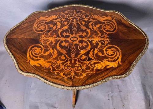 A SUPER KINGWOOD AND ROSEWOOD MARQUETRY INLAID TABLE - ADDITIONAL PHOTO 7