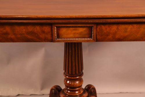 A GEORGIAN MAHOGANY GAMES TABLE - ADDITIONAL PHOTO 1