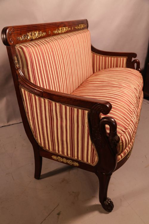 A SUPERB REGENCY SOFA - ADDITIONAL PHOTO 1